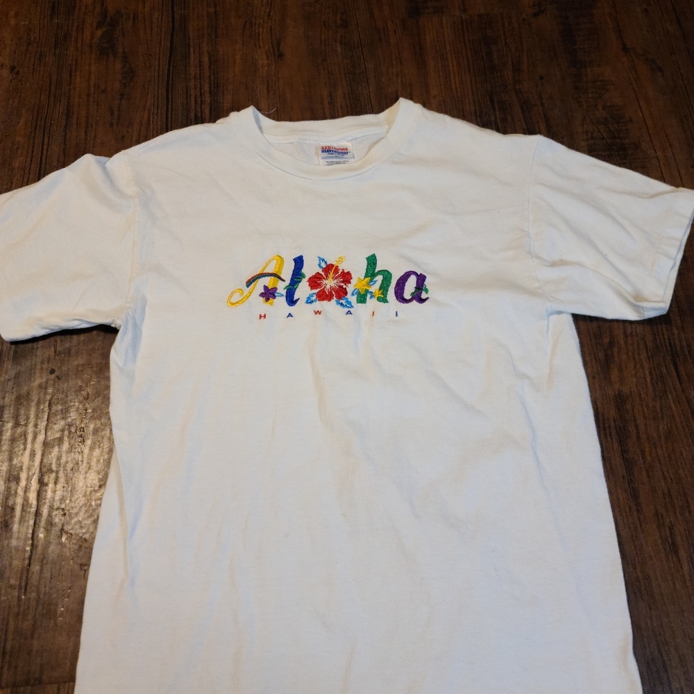 Vintage single stage hawai mens medium and bordered